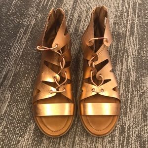 Lucky Brand Rose Gold Gladiator sandal Sz 9 New